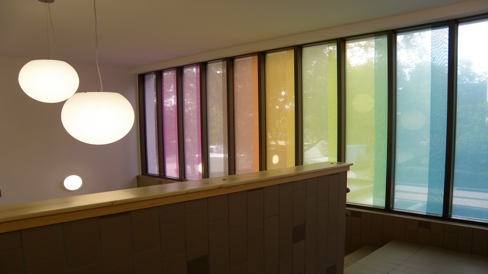 Rainbow Glass Textile Windows | Rainbow Kindergarten, Budapest, Gazdagrét | Architect designer: Ágnes Tőrös, Archikon Kft.